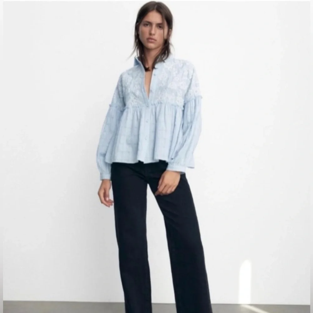 Zara Women’s S Light Blue Floral Embroidered Cotton Pleated Boho Baby Doll Top